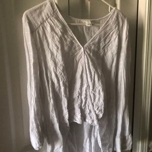 Summer White Top Final Sale Item Size S/M